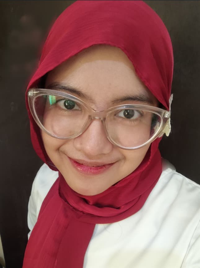 Revalina Erica Permatasari